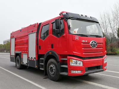 国六解放泡沫消防车（8吨）